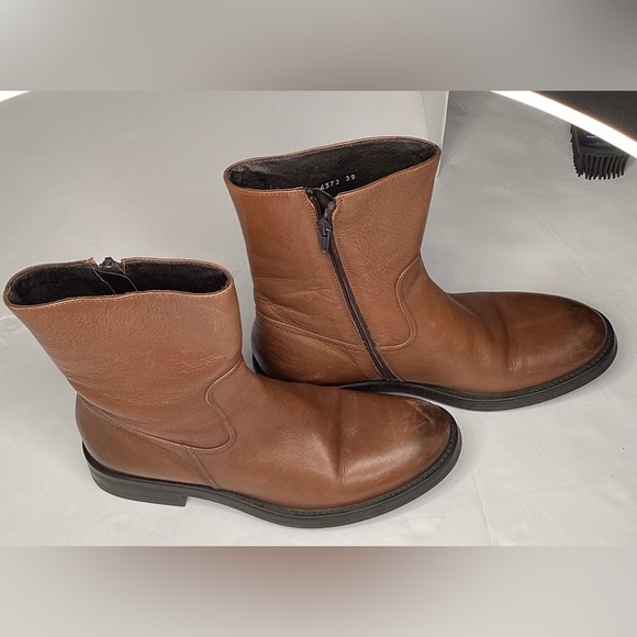 Kalena women’s Italian made leather boots, low heel, zipper, size 39 - Picture 3 of 12